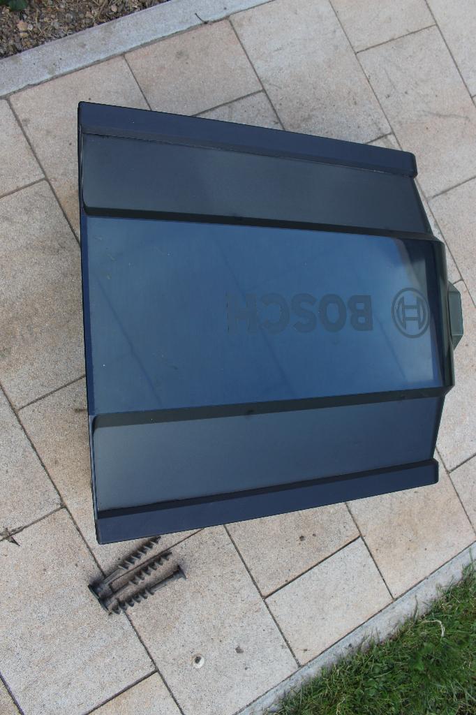 overkapping robotgrasmaaier, Jardin & Terrasse, Tondeuses à gazon, Comme neuf, Tondeuses à gazon sur batterie, 30 à 39 cm, Enlèvement