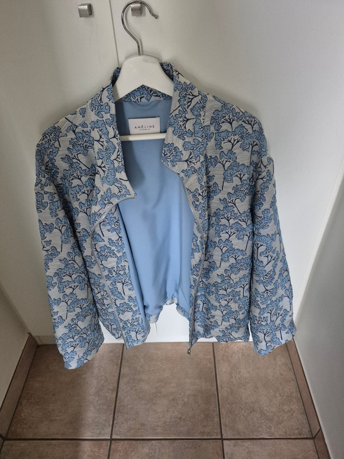 Amélie bomberjasje in reliëfjacquard maat 48, Ophalen, Mayerline, Blauw, Maat 46/48 (XL) of groter
