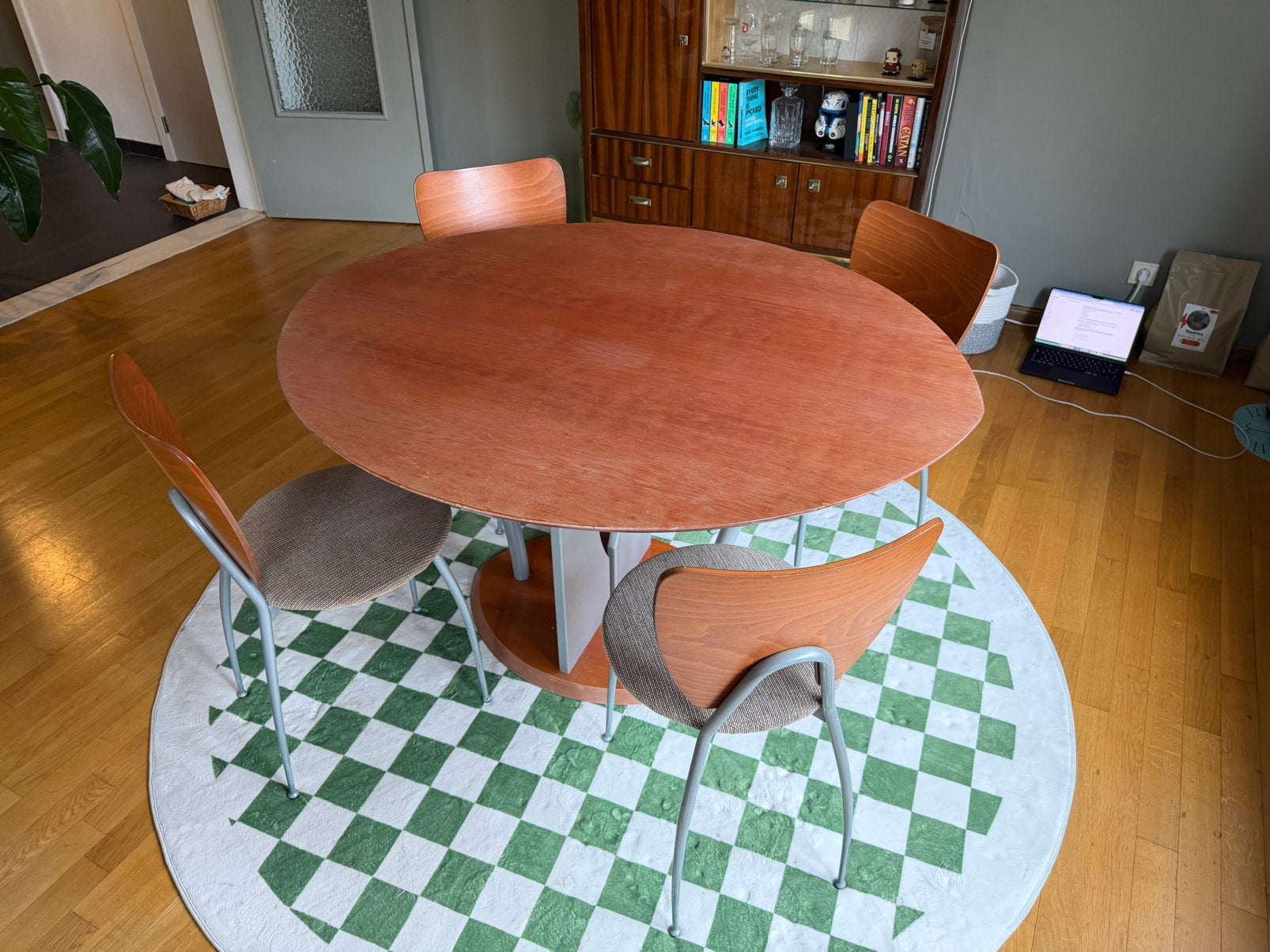 Retro ovale tafel + 4 stoelen, Gebruikt, Vier personen, Ovaal, Retro