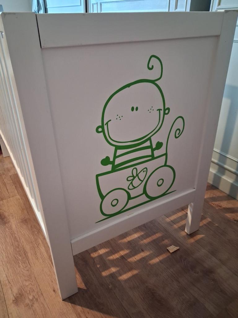 Babybrd wit 60120 cm matras liege, Huis en Inrichting, Woonaccessoires | Kamerschermen, Ophalen