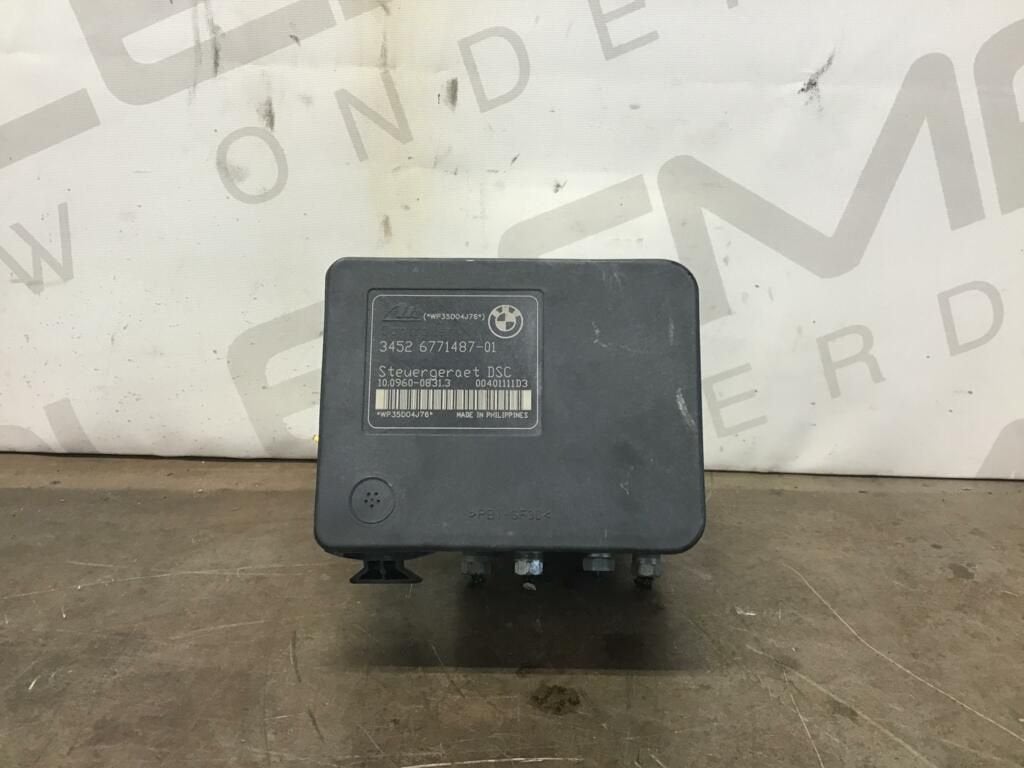 ABS pomp BMW 1-serie E87 LCI 116i 34526771487-01, -, Utilisé, -, Enlèvement ou Envoi