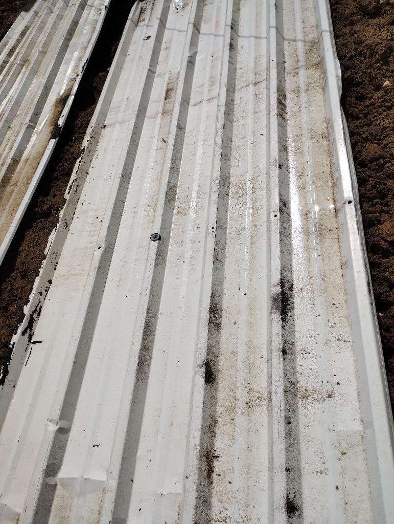 Metalen dakplaten, Enlèvement, Utilisé