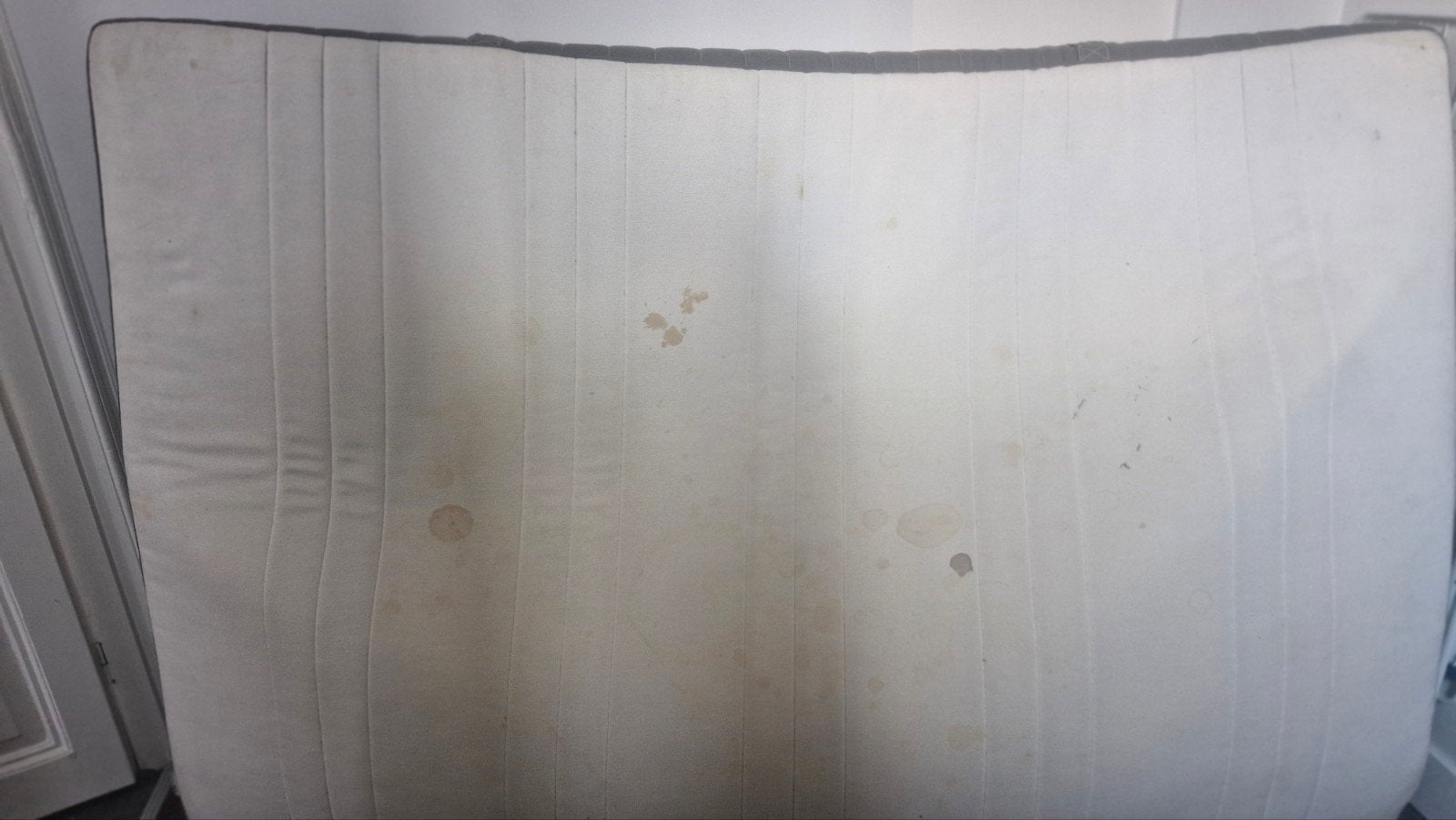Matras in goede staat / hoes moet gewassen worden, Ophalen, Gebruikt, 140 cm, Twijfelaar