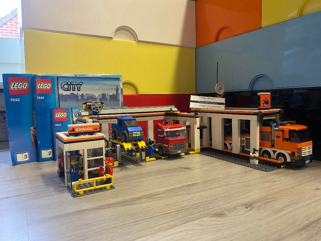 Lego City - 7642 - Garage, Kinderen en Baby's, Ophalen, City, Lego, Zo goed als nieuw