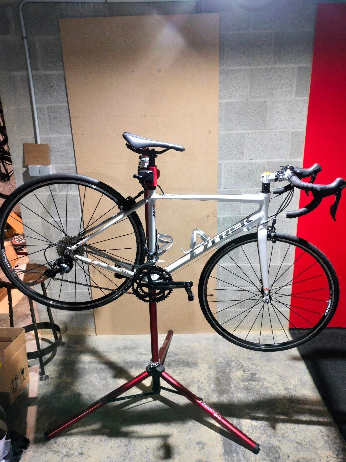 trek racefiets, Fietsen en Brommers, Ophalen, 10 tot 15 versnellingen, Velgrem, Aluminium