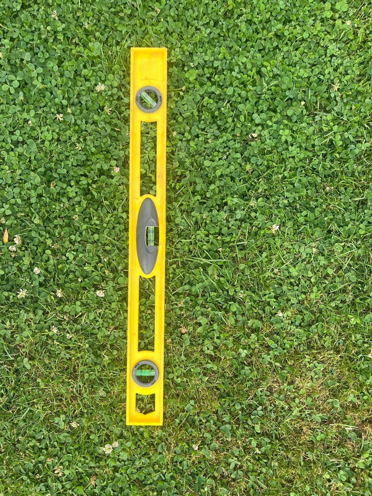 Niveau Stanley 60 cm - jaune, Bricolage & Construction, Instruments de mesure, Comme neuf, Enlèvement ou Envoi