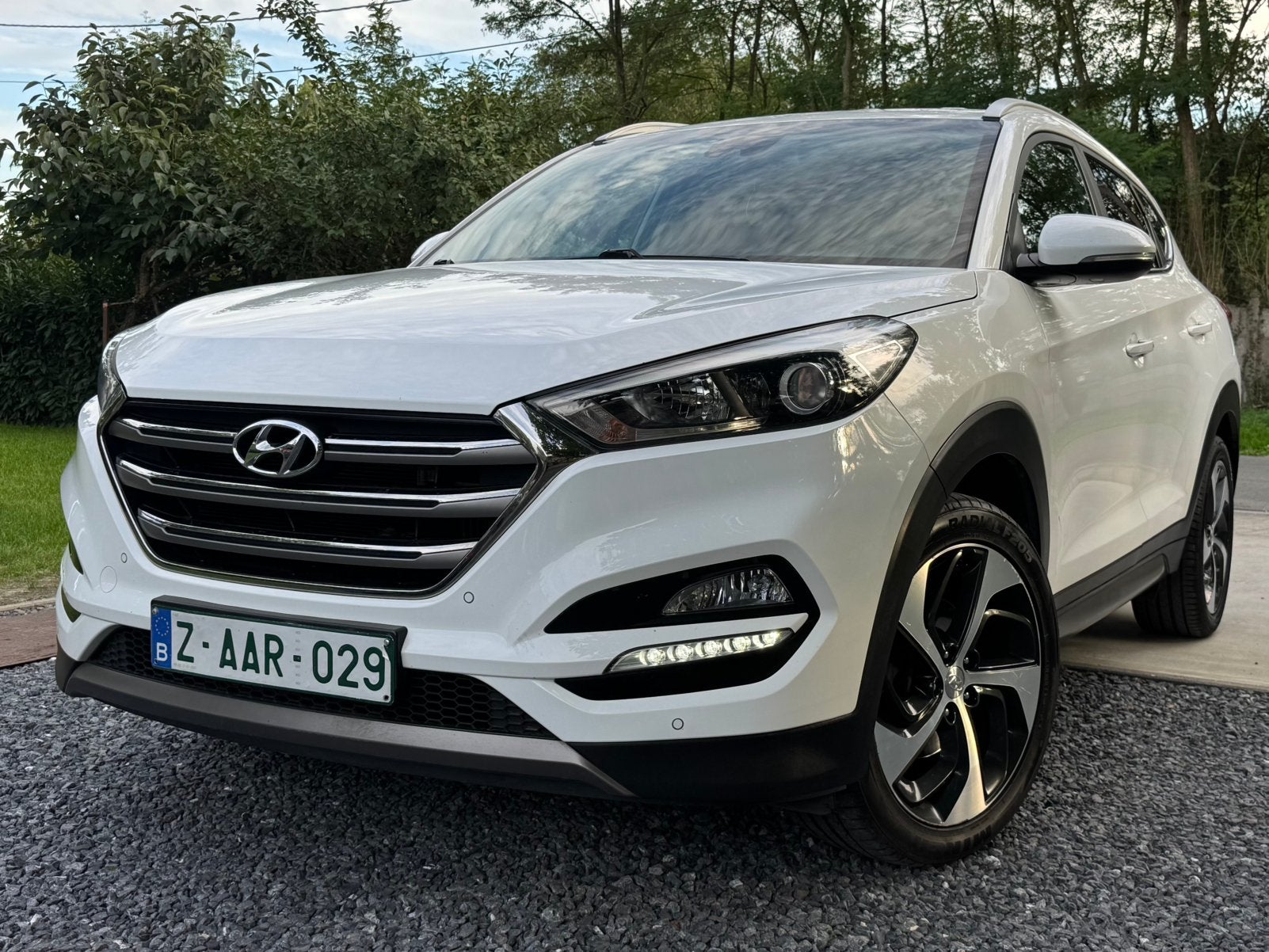 Hyundai Tucson 1.7 CRDi CAMERA/SENSOR/CUIR/GPS/BT/CRUISE, Autos, Cuir, Achat, Entreprise, Boîte manuelle