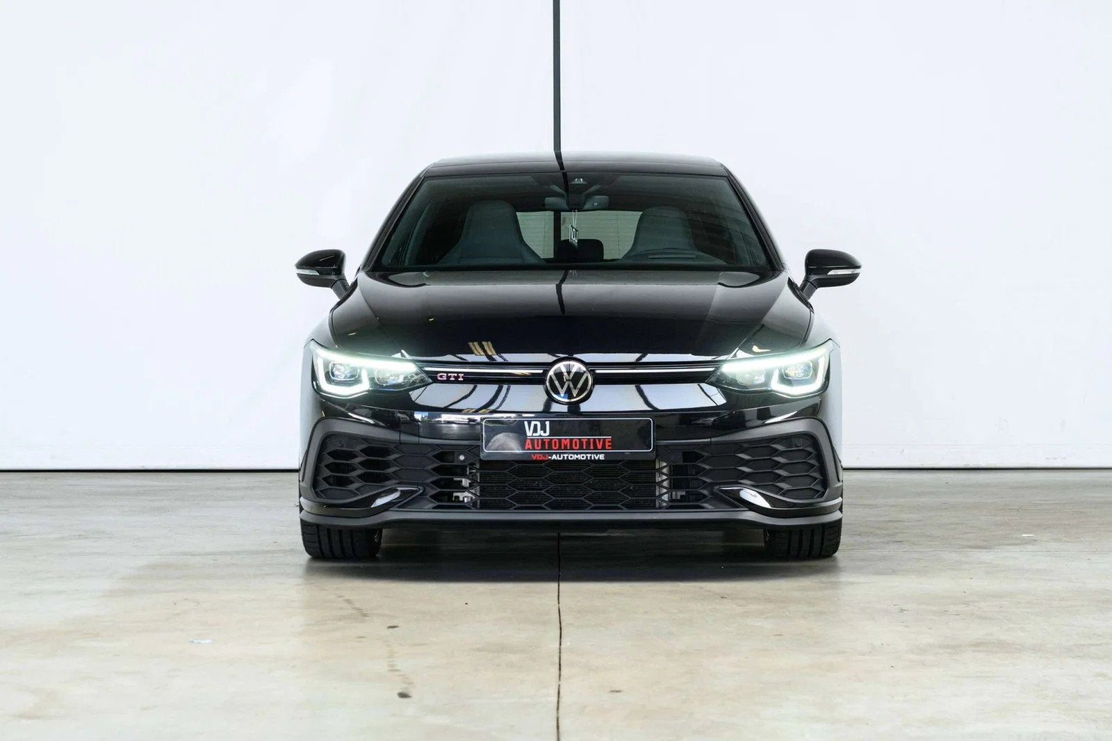 Volkswagen Golf GTI CLUBSPORT|HEAD-UP|HARMAN-KARDON|IQ-LIGHT, Automaat, Gebruikt, 1984 cc, Sportstoelen