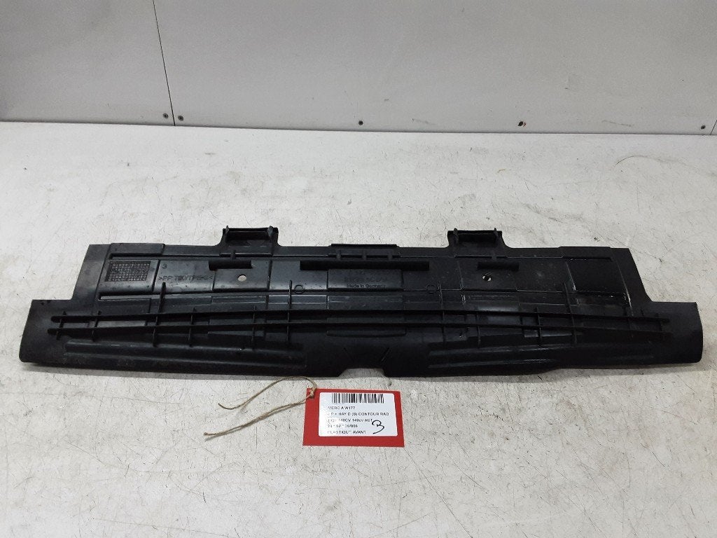 VOORKOP Mercedes-Benz A (177.0) (A1775050200), Gebruikt, Mercedes-Benz, Dialog.mb@mercedes-benz.com, Mercedes-Benz AG