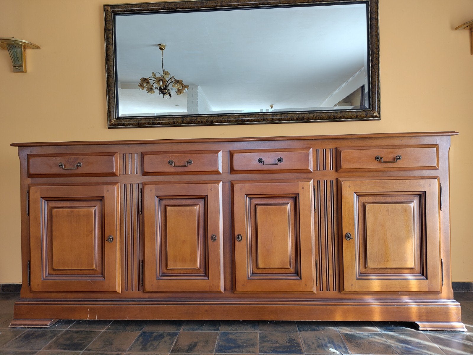 Dressoir, Enlèvement
