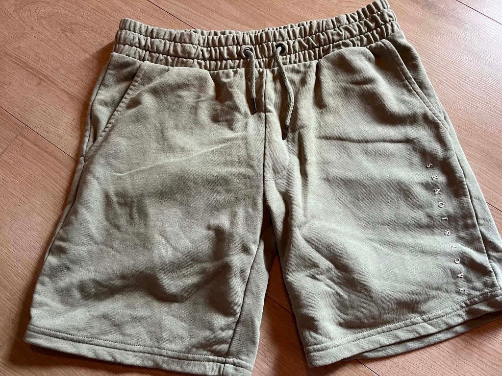 short met rekker lichtgroen jack jones maat s, Ophalen of Verzenden, Jack & Jones, Jongen, Broek