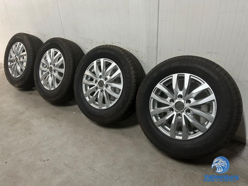 Nieuwe Iveco Daily 16 inch velgen 6x125 zomerbanden 225/65R1, Neuf, Pneus et Jantes, 16 pouces, Pneus été