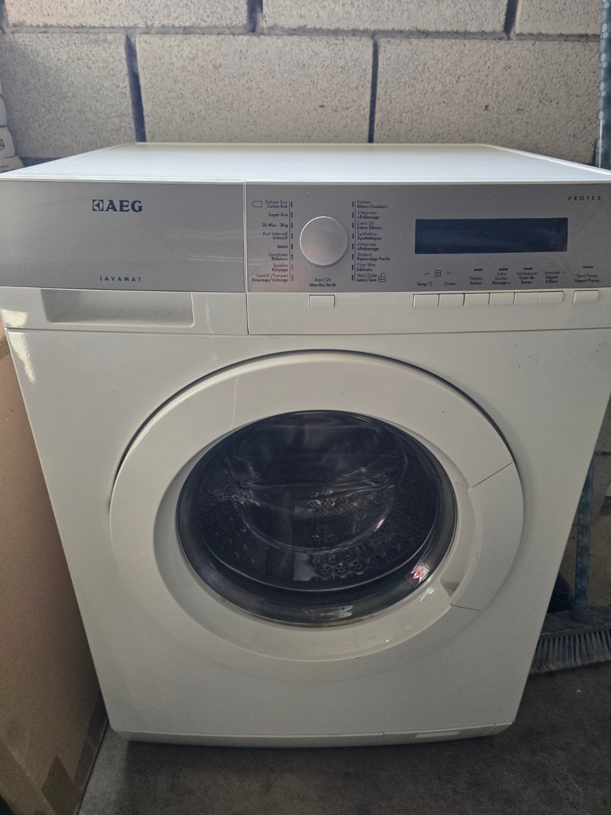 wasmachine + droogkast AEG, Elektronische apparatuur, Ophalen, 1200 tot 1600 toeren, Gebruikt, 8 tot 10 kg