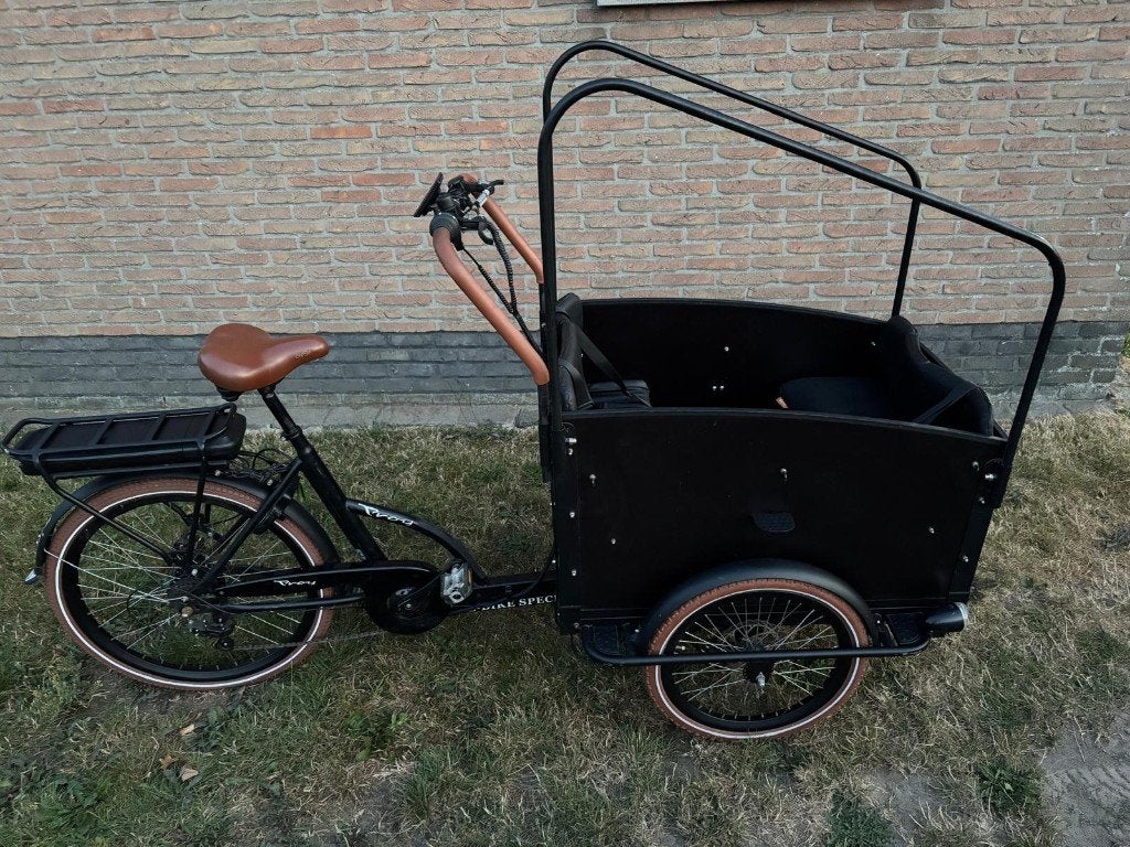 Elektrische Bakfiets Troy, Fietsen en Brommers, Fietsen | Bakfietsen, 4 kinderen of meer, Huif, Zo goed als nieuw, Schijfrem