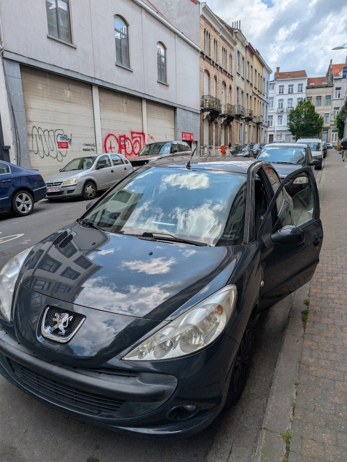 Peugeot 206+ 1.4i essence - Pour garagiste ou export, Auto's, Peugeot, Handgeschakeld, 5 deurs, Particulier, Euro 4