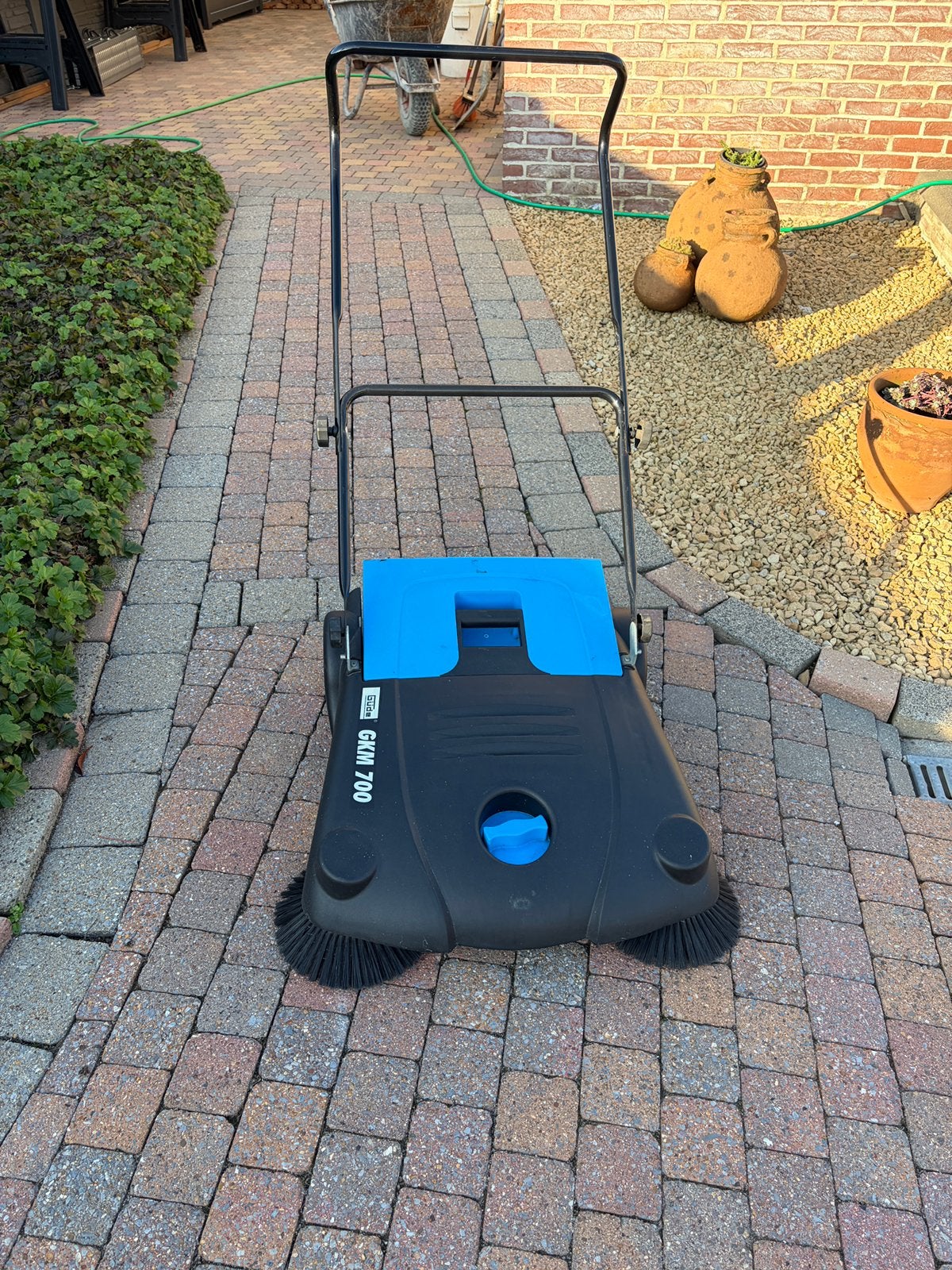 Veegmachine, Tuin en Terras, Ophalen, Zo goed als nieuw
