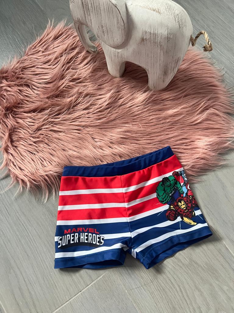 Zwembroek Marvel, Kinderen en Baby's, Kinderkleding | Maat 110, Ophalen of Verzenden, Zo goed als nieuw