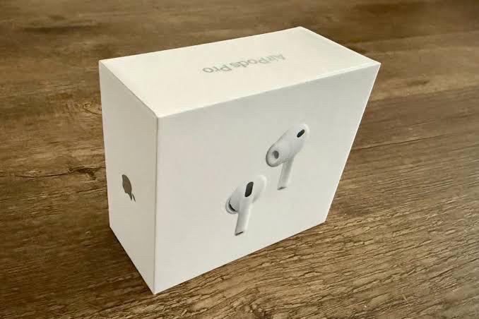 Air pods, Télécoms, Téléphonie mobile | Écouteurs, Bluetooth, Comme neuf, Blanc, Intra-auriculaires (In-Ear)