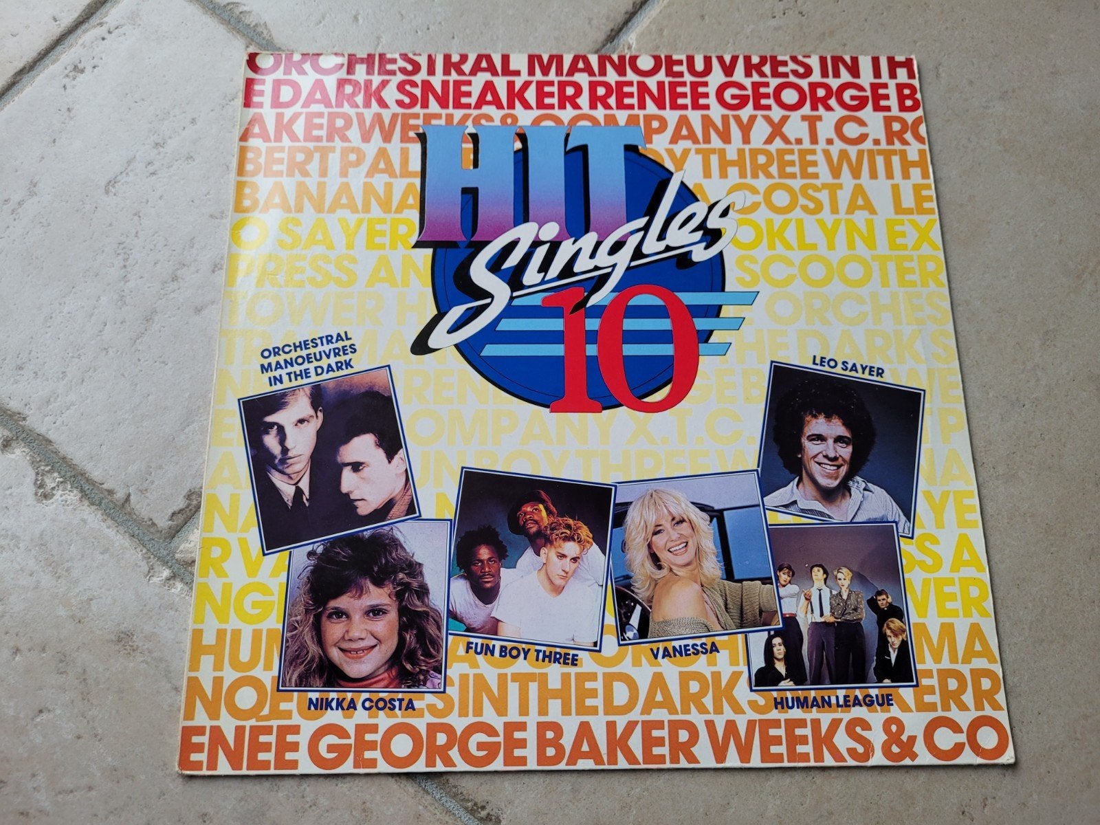 Vinyl Hit Singles 10, Ophalen of Verzenden, Gebruikt