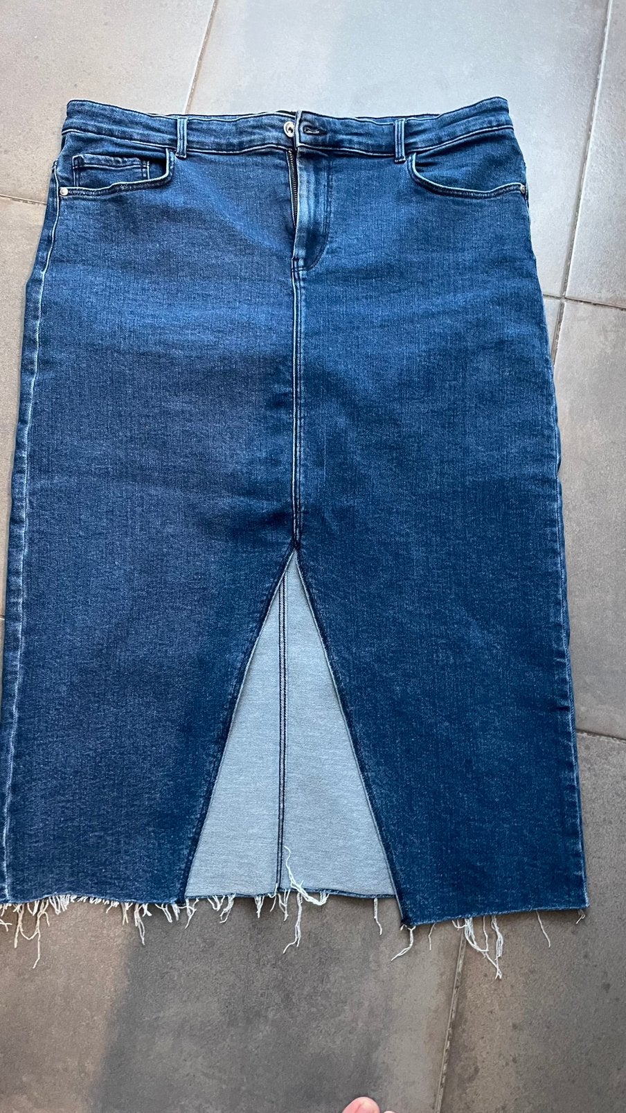 Knappe jeans rok only Carmakoma maatje 46, Kleding | Dames, Ophalen of Verzenden, Zo goed als nieuw, Rok