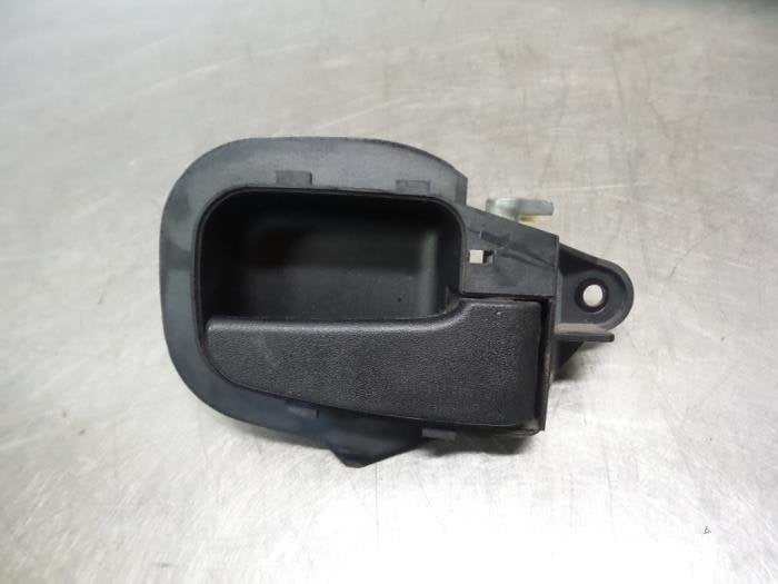 Poignée portière 2portes droite d'un BMW 3-Serie (3-Serie, -, 3 mois de garantie, Utilisé, -