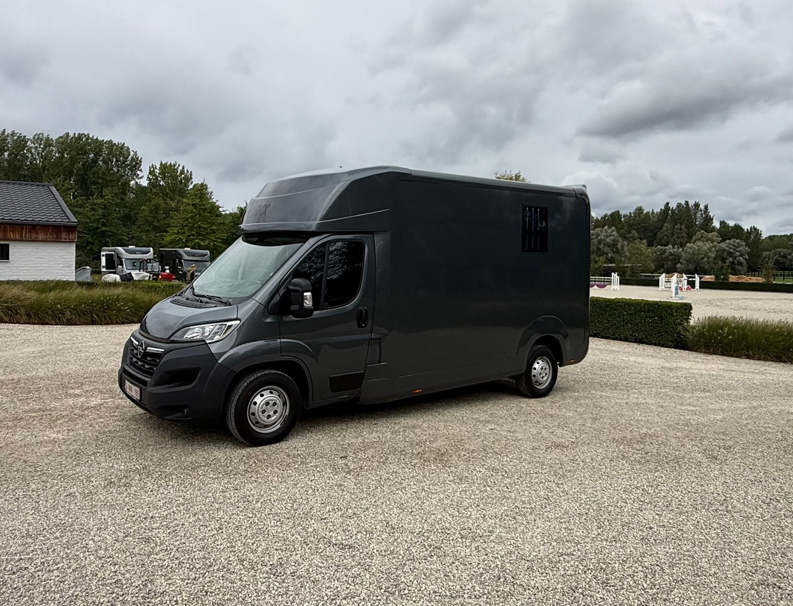 Paardencamionette AKX 2 paarden, Dieren en Toebehoren