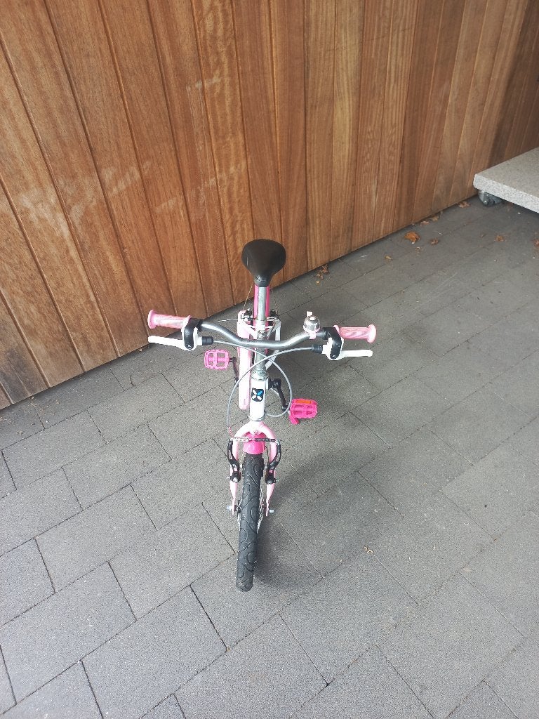 Kinderfiets BTWIN, wit met roze, 16inch, Fietsen en Brommers, Ophalen, 16 tot 20 inch, Velgrem, Zo goed als nieuw