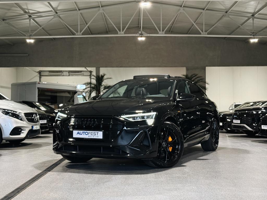 Audi E-Tron 50 Sportback Quattro S-Line ‘Black Edition’, Auto's, Automaat, 230 kW, Zwart, 5 zetels