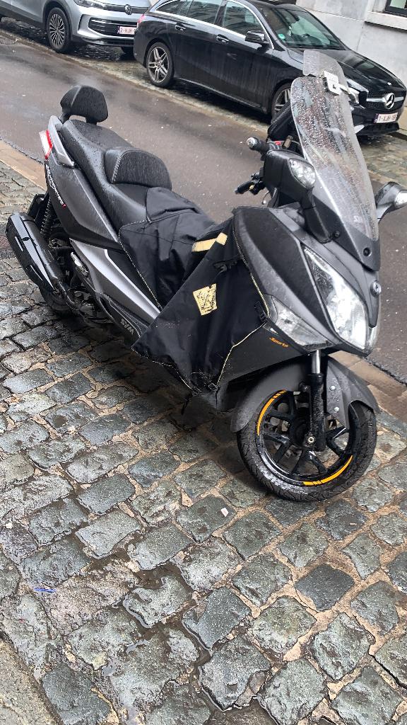 Mooie Sportieve Sym Joymax 125i,abs…in topstaat, Vélos & Vélomoteurs, Scooters | SYM, Comme neuf, Autres modèles, Essence, Enlèvement