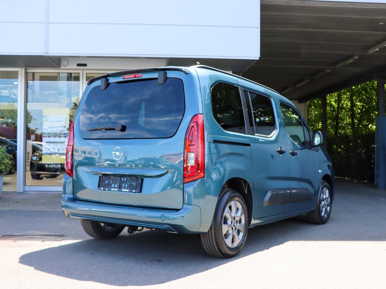 Opel Combo Life 1.2 TURBO 110PK MT6 | NAVI |CAMERA | KEYLES, Auto's, Opel, 0 kg, 1198 cc, Bedrijf, 5 deurs