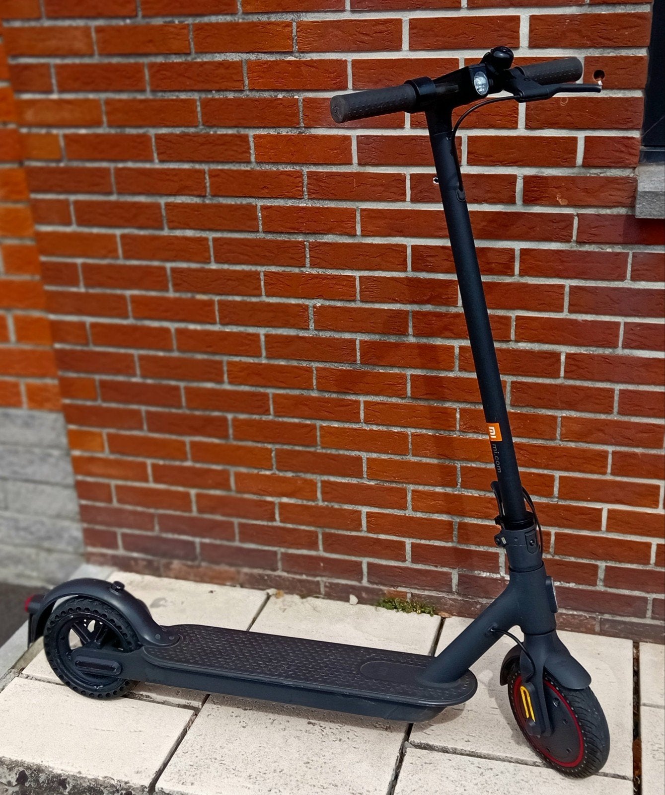 trotinette  electrique Xiaomi PRO II Avec deux pneus plein !, Vélos & Vélomoteurs, Enlèvement, Utilisé, Step électrique (E-scooter)