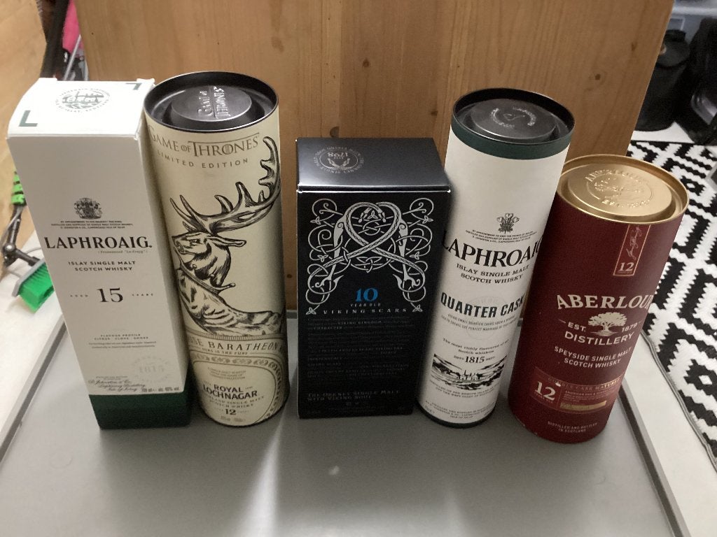 Tubes à whisky, Envoi, Neuf, Autres régions, Autres types
