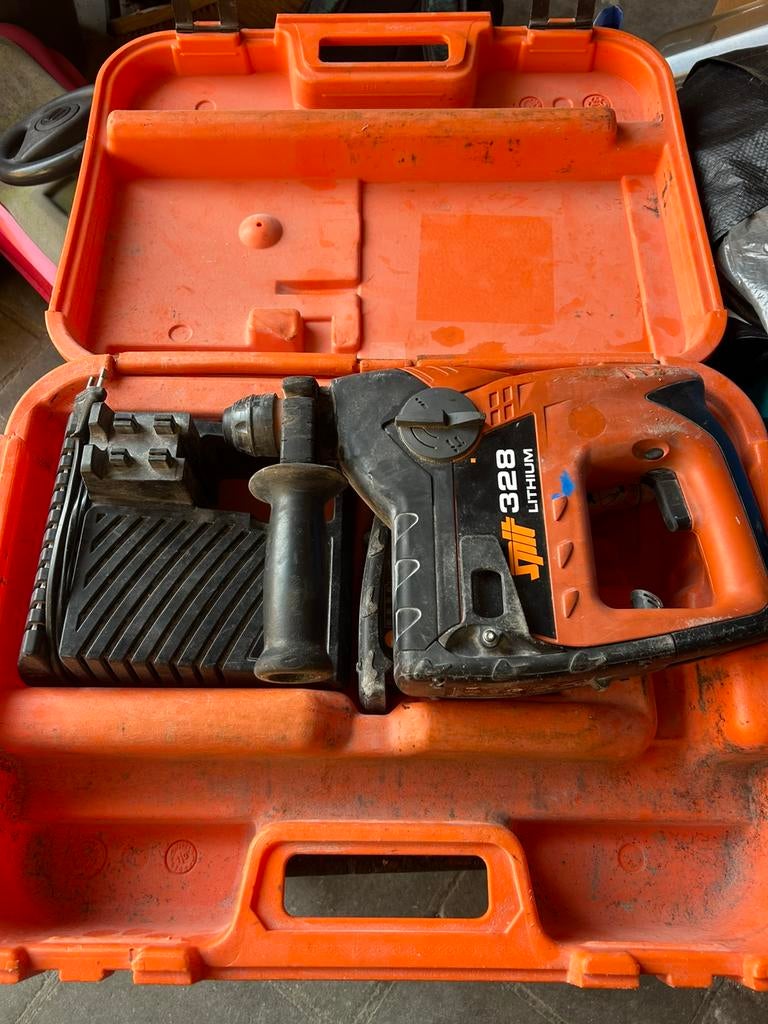 Spit 328 lithium 2 stuks, Doe-het-zelf en Bouw, Ophalen, Zo goed als nieuw, Boormachine