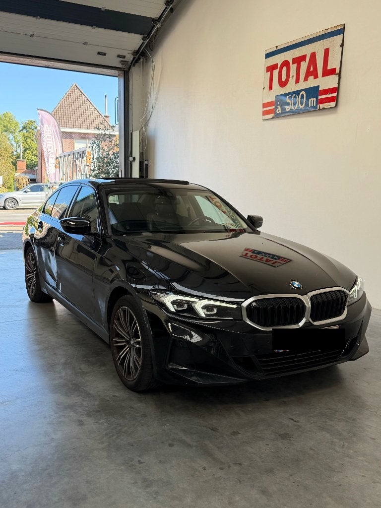 BMW 318iA FACELIFT | 2023 | 36.000 KM | SCHADE | EXPORT, Auto's, Automaat, Achterwielaandrijving, 4 cilinders, Lichtsensor