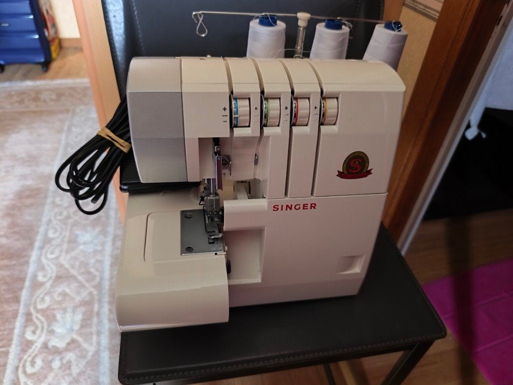 Machine à coudre Singer surfileuse, Ophalen, Zo goed als nieuw, Machine, Overige merken