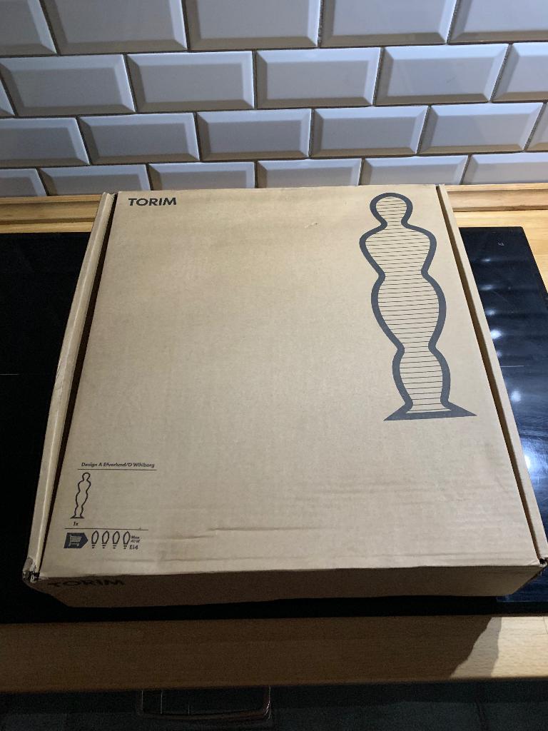 Lampe IKEA Torim 2006 neuve, Maison & Meubles, Lampes | Lampadaires, Neuf, 150 à 200 cm, Métal, Autres matériaux, Enlèvement