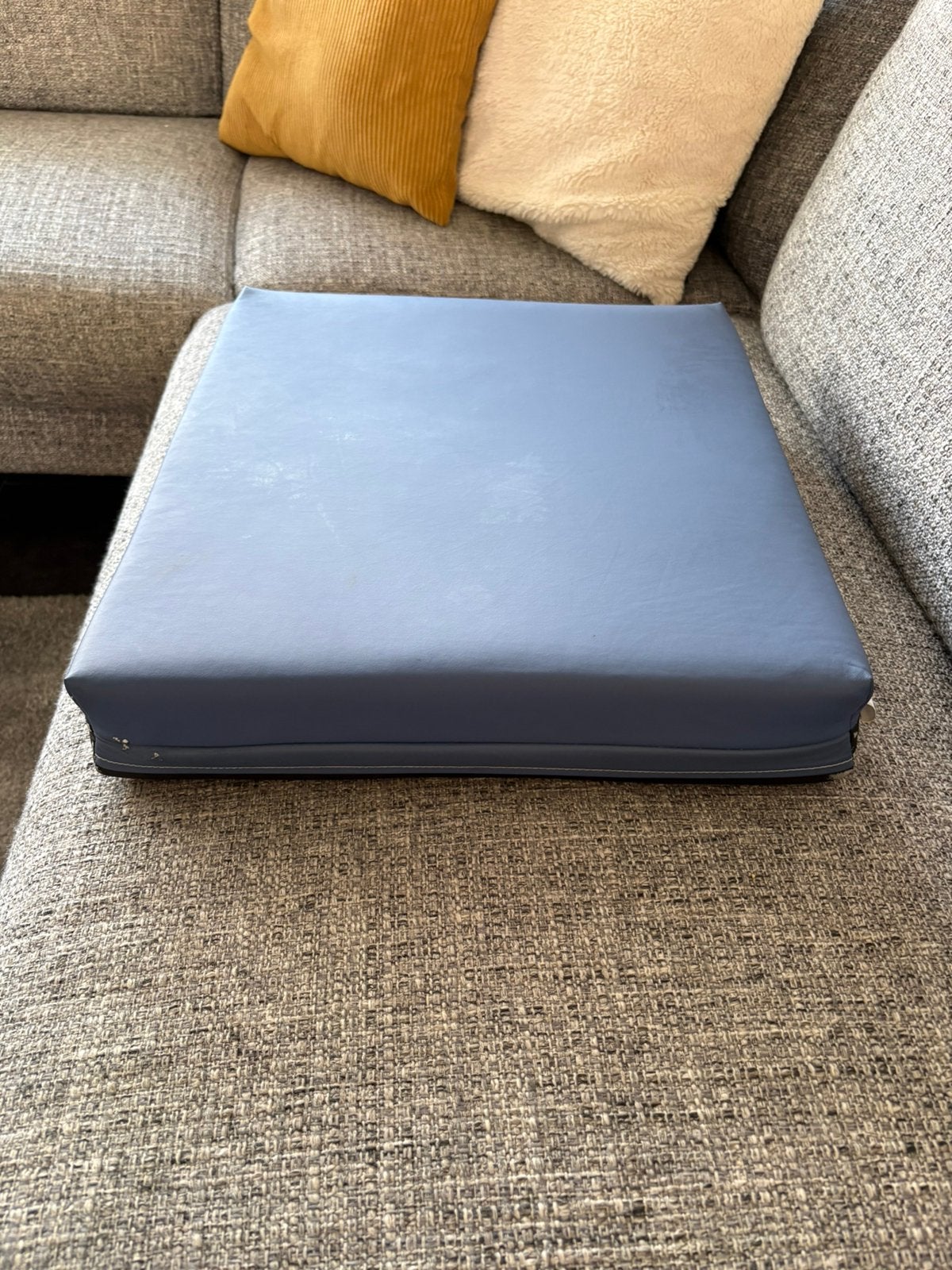 Coussin de siège orthopédique, Enlèvement, Utilisé