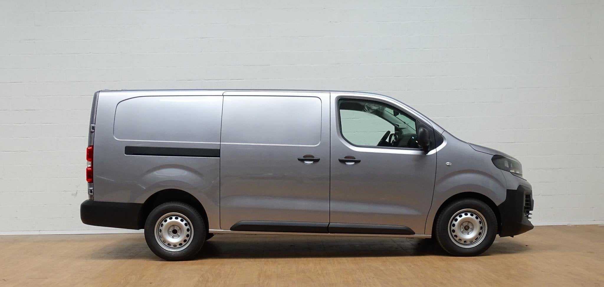 Opel Vivaro 2.0 BlueHDi L3H1 automaat, Auto's, 4 deurs, Stof, Gebruikt, 4 cilinders