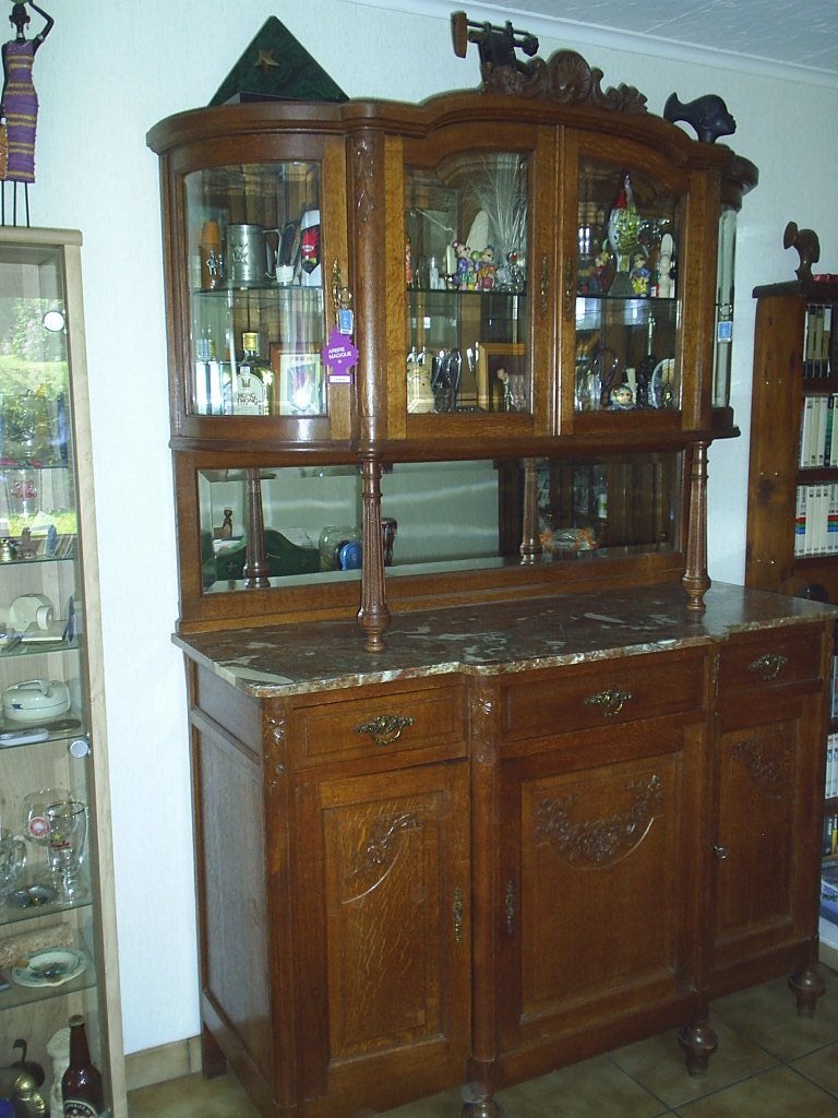 Buffet vitrine ancienne ., Enlèvement