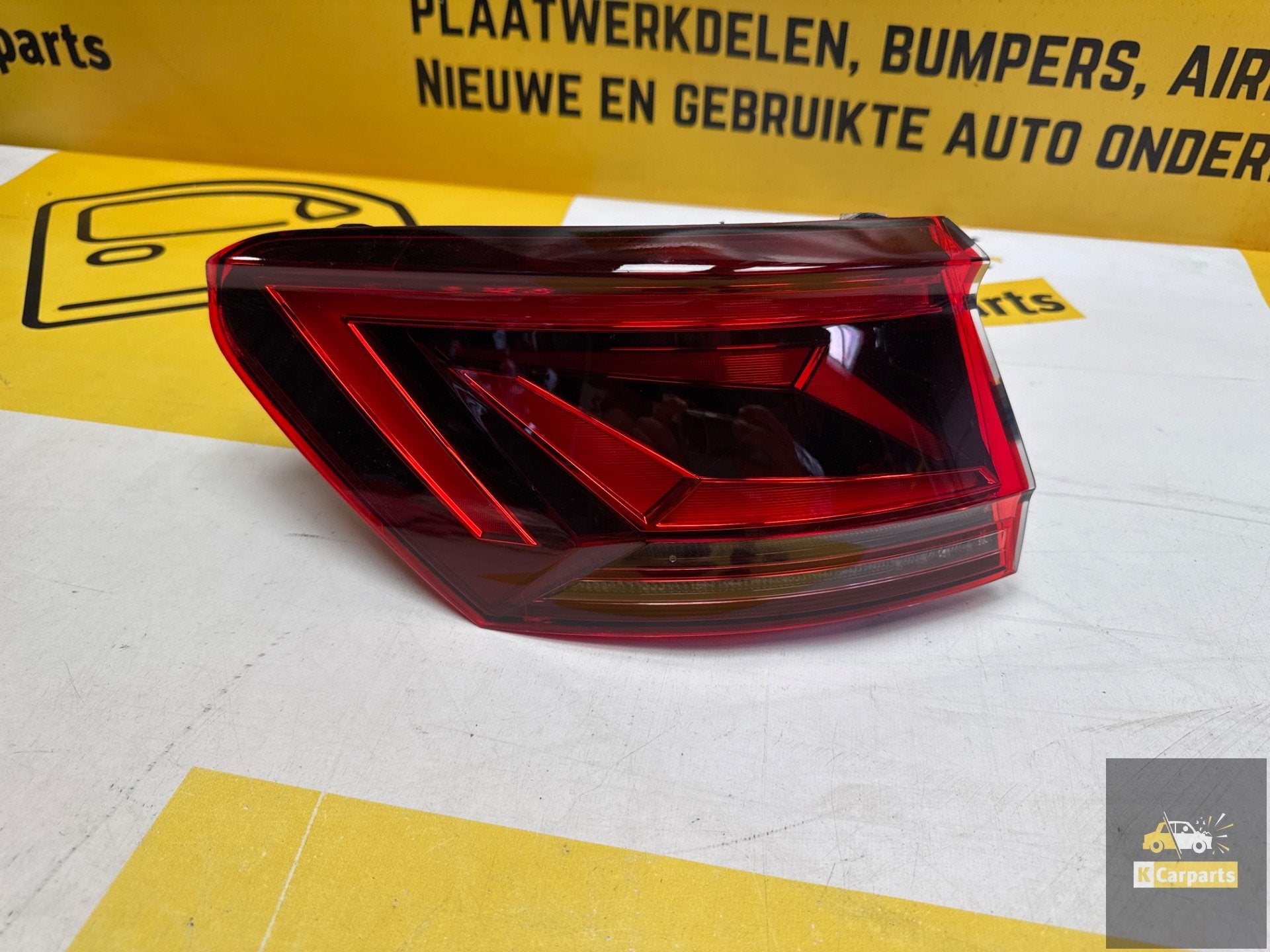 Feu arri re gauche Volkswagen Touareg 760945207C, Info@fabrikant.eu, Fabrikant BV, Utilisé, Fabrikantstraat 1
1000 AA  Amsterdam, NL