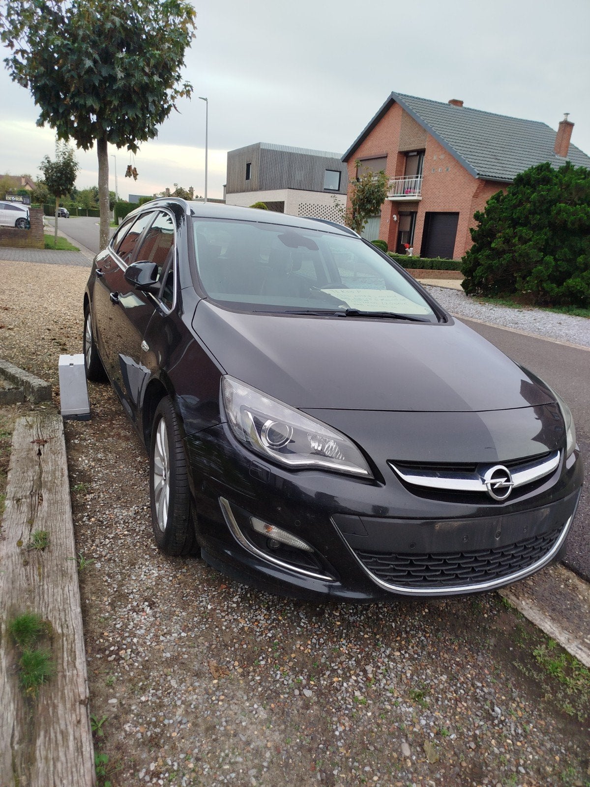 Opel Astra j sports Tourer euro 6b 1600 diesel, Auto's, Voorwielaandrijving, Zwart, Leder, 5 deurs