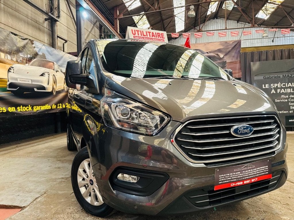 Ford Transit Custom L2H1 2.0TDCI automatische 5 zitplaatsen, Auto's, Euro 6, 6 deurs, Zilver of Grijs, Multifunctioneel stuurwiel