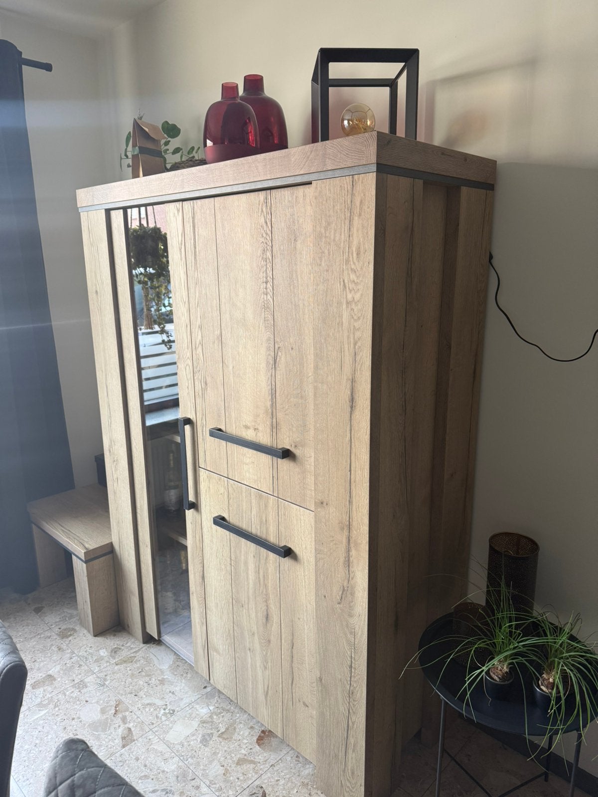 Wandkast Hoorn 180x133x54cm, Ophalen