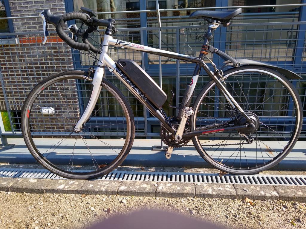 Koersfiets Trek Plot 1.2 met batterij, Fietsen en Brommers, Gebruikt, Carbon, 53 tot 57 cm, Ophalen
