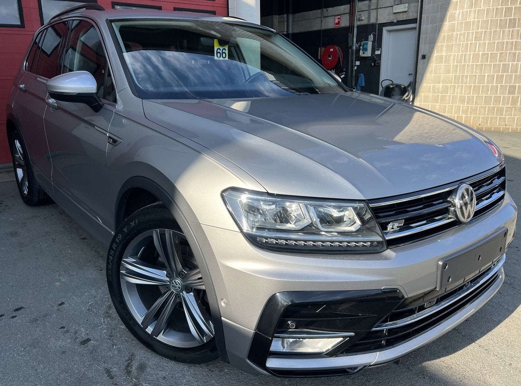 Volkswagen Tiguan 2.0 TDi R-line +PANO +CUIR +NAVI +CAR-PASS, Auto's, Gebruikt, 4 cilinders, Leder, Bedrijf