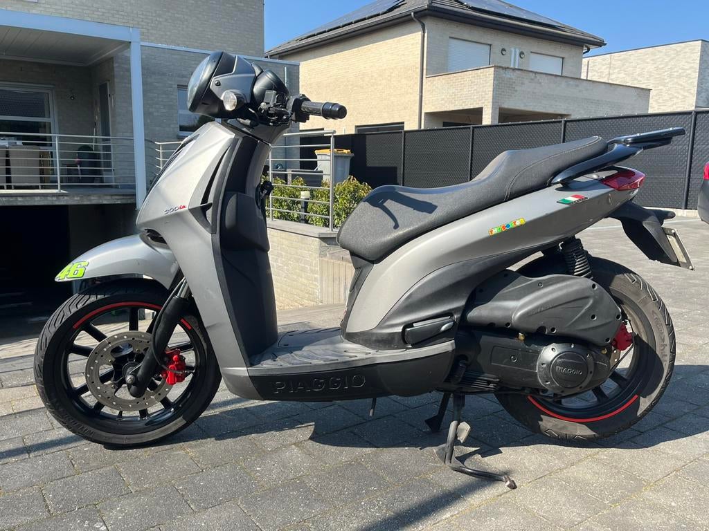 Piaggio carnaby 300cc, Handvatverwarming, Scooter, Particulier, 11 kW of minder