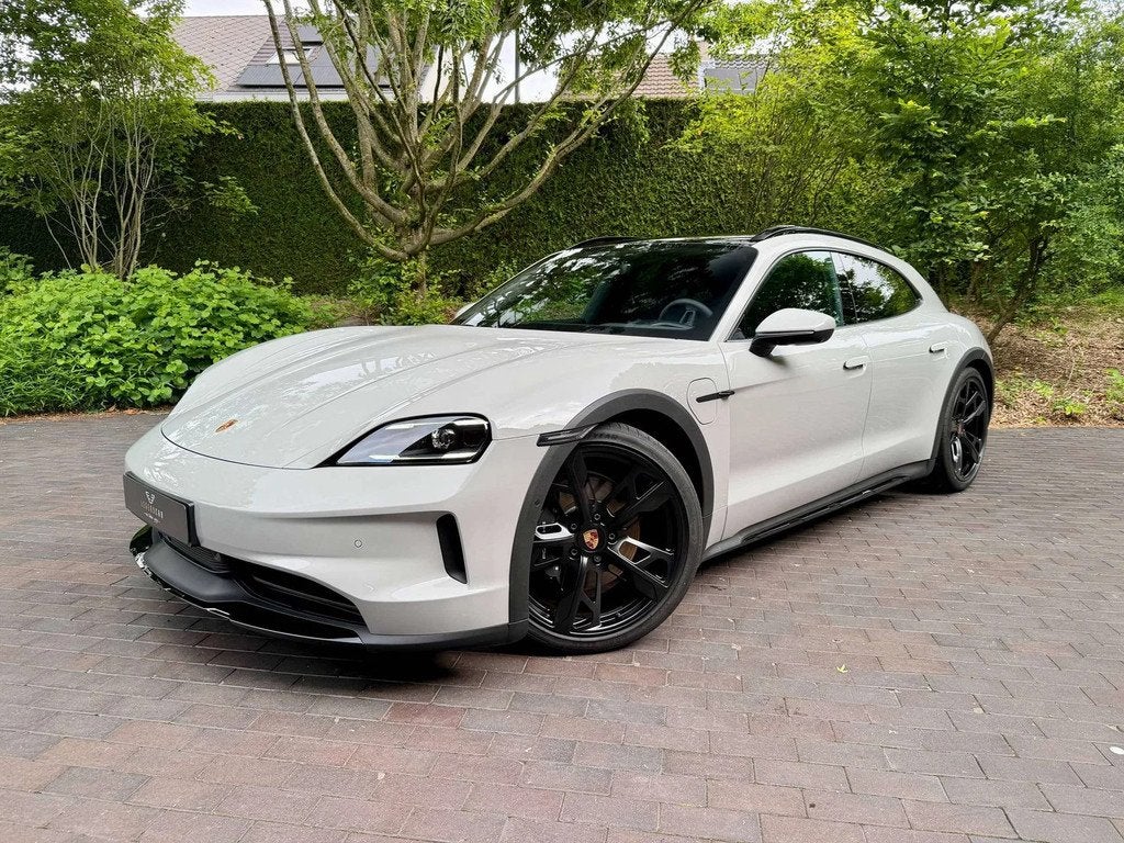 Porsche Taycan 4 Cross Turismo 105 kWh/Crayon/BOSE/Pano/18-w, Automaat, Gebruikt, 435 pk, 5 deurs