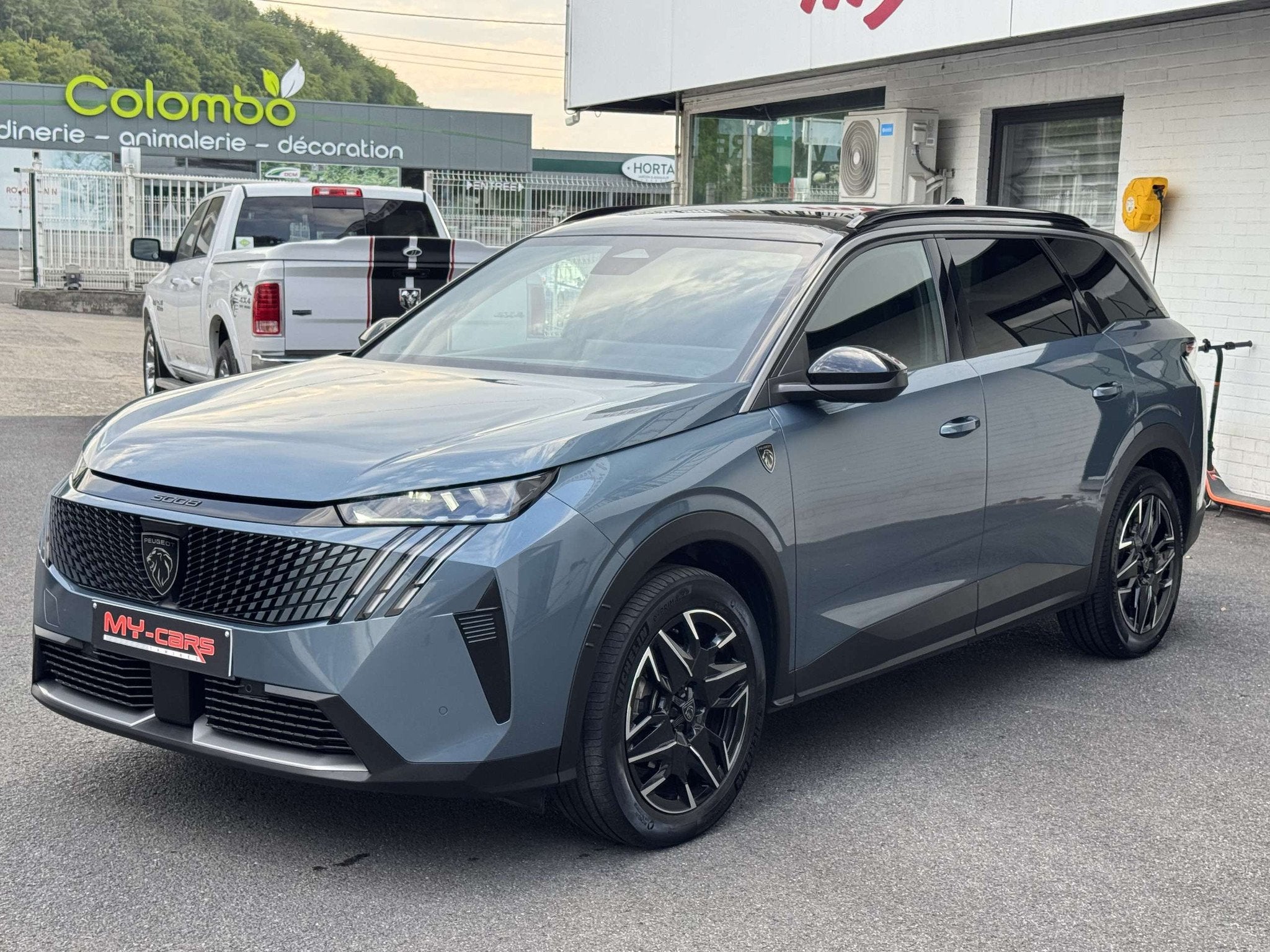 Peugeot 5008 1.2 TURBO MHEV HYBRIDE ESSENCE-ELECTRIQUE GT-LI, Autos, Entreprise, 7 places, 5 portes, Automatique