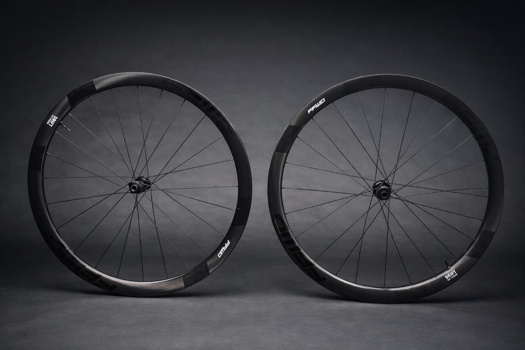 FFWD Drift Gravel Wielset - Schijfremmen, Tubeless Ready, Fietsen en Brommers, Fietsonderdelen, Zo goed als nieuw, Wiel, Ophalen of Verzenden