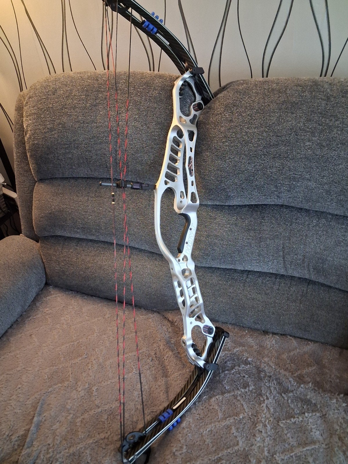 Hoyt poduim linkse, Sport en Fitness, Handboogschieten, Ophalen